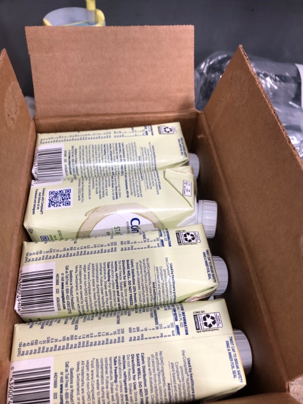 Photo 1 of ** BEST BY : FEB 09 2026 ** Nestle Compleat Standard 1.4 Cal Oral Supplement Vanilla 8.45 oz Carton 24 Ct