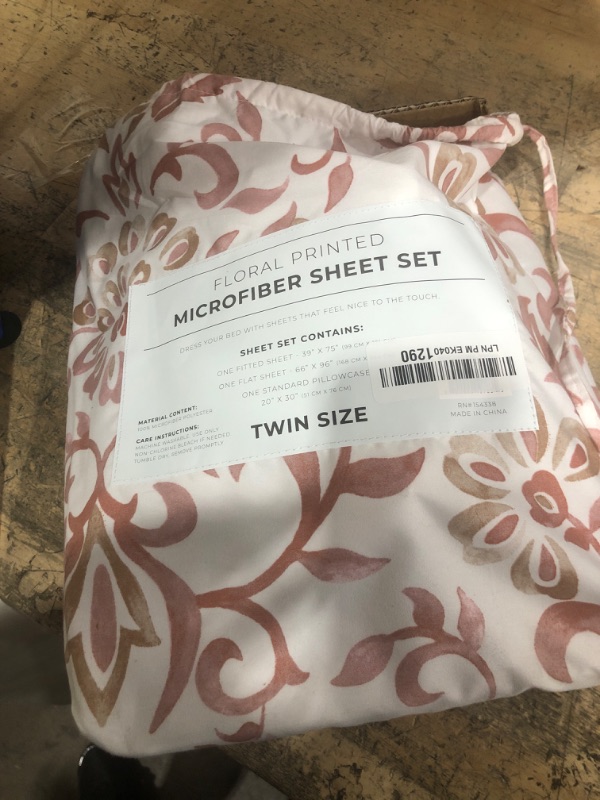 Photo 1 of 1-Piece Twin Size Floral Print Microfiber Sheet Set - Ultra-Soft, Pillowcase - Wrinkle Free, 