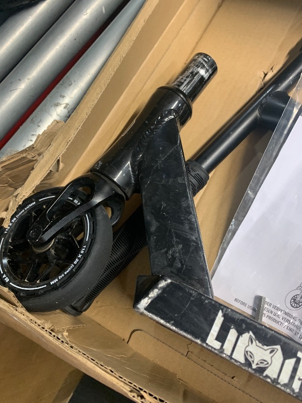 Photo 1 of (see all images) Limit LMT01-V2 Professional Scooter-Trick Scooter-Intermediate and Professional Stunt Scooter Suitable for Children