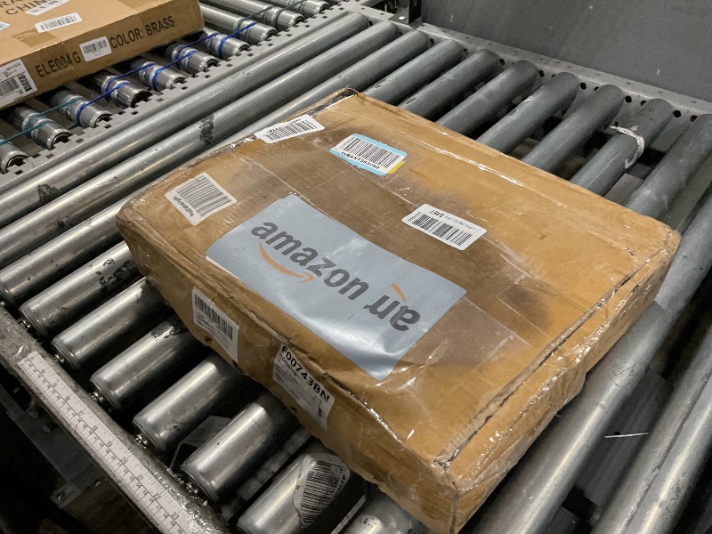 Photo 1 of (incomplete) LOCALAND 10 Inch High Pressure Rainfall Shower Head with Handheld Combo, 9 Setting Handheld Shower Head, Adjustable Height Shower