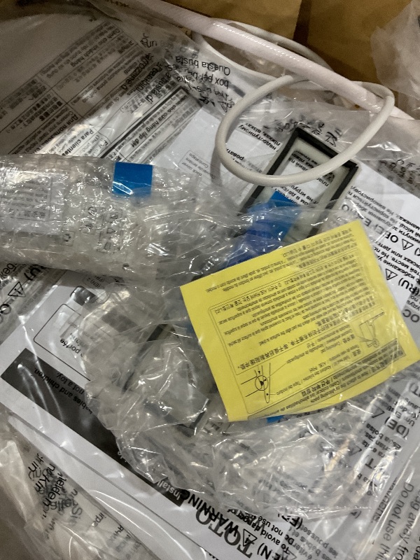 Photo 1 of *************MISSING PARTS***************
TOTO® WASHLET® C5 Electronic Bidet Toilet Seat with PREMIST and EWATER+ Wand Cleaning, Elongated, Cotton White - SW3084#01