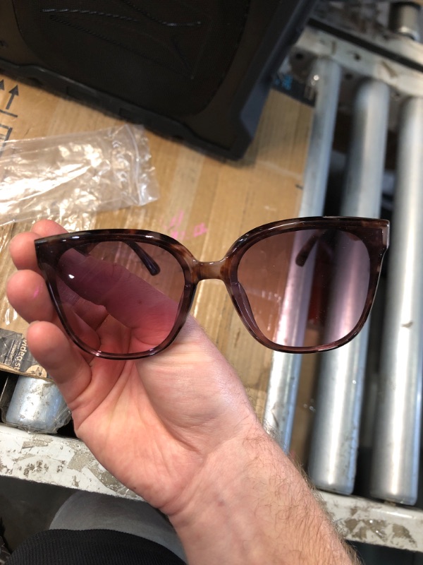 Photo 1 of (USED/FAIR) Maui Jim Rooftops Square Sunglasses, Pink Tortoise W/Pink/Maui Rose Polarized, Medium