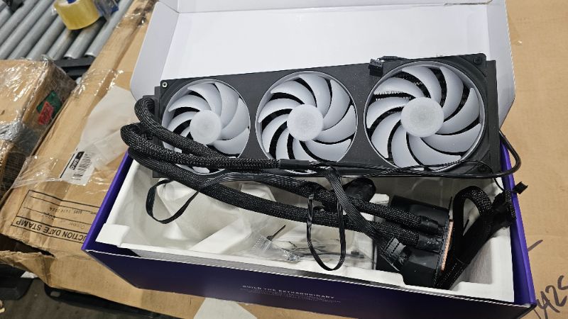 Photo 1 of ***PARTS ONLY***NZXT Kraken Elite 360 RGB 2024 - AIO CPU Liquid Cooler - 360mm Radiator - F360 RGB Core Fan - Customizable 2.72" IPS LCD - NZXT Turbine Pump - AMD® AM5, AM4 - Intel® LGA 1851/1700, 1200/115X - Black
