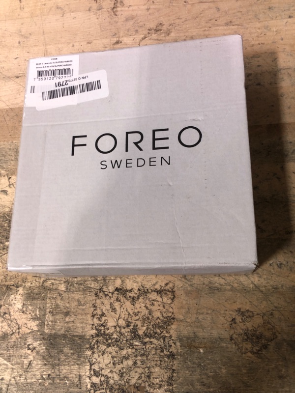 Photo 1 of *** PARTIAL SET *** FOREO Total Facelift Bundle - BEAR 2 Advanced Microcurrent Facial Device + SUPERCHARGED SERUM 2.0 1 oz + SUPERCHARGED HA+PGA Triple Action Intense Moisturizer 0.5 oz - Anti Aging - Skin Care Tools