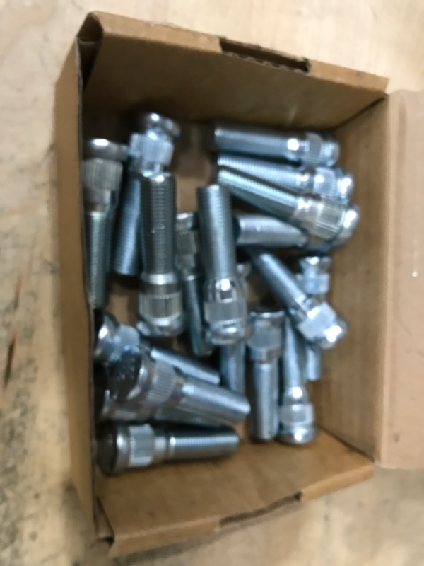 Photo 1 of 18Pack Wheel Stud for Trailer for Lippert Axles 3500 lb for Dexter Axles 4400 lb with 1/2"-20 UNF Thread Size 0.617" Spline, 0.77" Head 2.2" Length