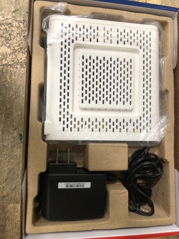 Photo 1 of ARRIS (SB8200) - Cable Modem - Fast DOCSIS 3.1 32x8 Gigabit Cable Modem , Approved for Comcast Xfinity, Cox, Charter Spectrum, & more | 1 Gbps Max Internet Speed, 4 OFDM Channels - (No Built-in Wifi)