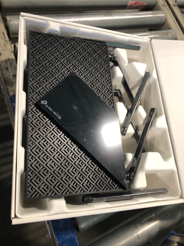 Photo 1 of *Selling for parts* TP-Link AXE5400 Tri-Band WiFi 6E Router (Archer AXE75), 2025 PCMag Editors' Choice, Gigabit Internet for Gaming & Streaming, New 6GHz Band, 160MHz, OneMesh, Quad-Core CPU, VPN & WPA3 Security