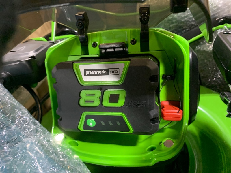 Photo 1 of ** UNABLE TO TEST BATTERY IS NOT CHARGED**
Greenworks 80V 21" Brushless Cordless (Self-Propelled) Lawn Mower (75+ Compatible Tools), 4.0Ah Battery and 60 Minute Rapid Charger Included