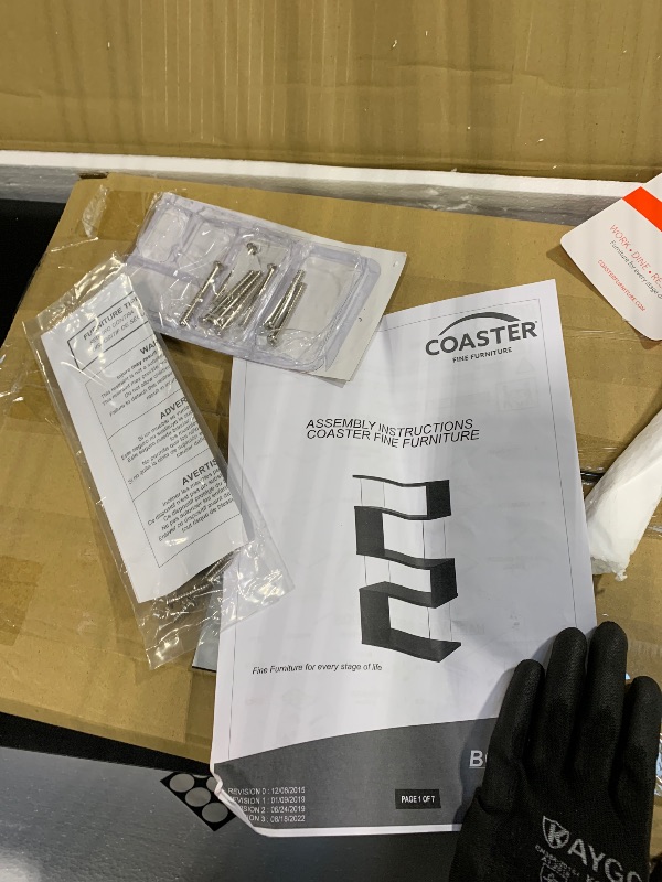 Photo 1 of ** MISSING HARDWARE**
Coaster Home Furnishings Emelle 63-inch 4-Shelf Glass Panel Bookshelf Black 800340