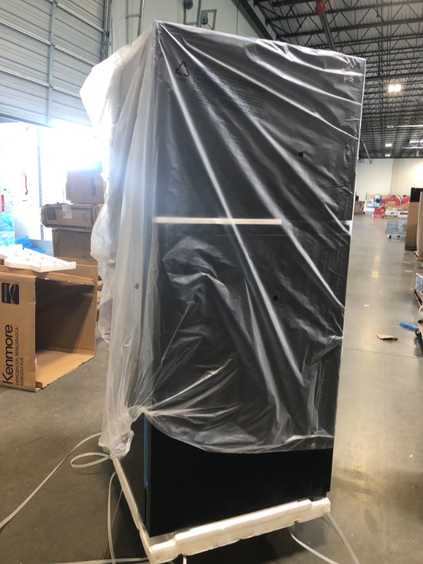 Photo 1 of *****BRAND NEW ITEM***** Kenmore 30 in. 18.2 cu. ft. Capacity Refrigerator/Freezer Adjustable Glass Shelving, Humidity Control Crispers, Gallon Door Bins, Black