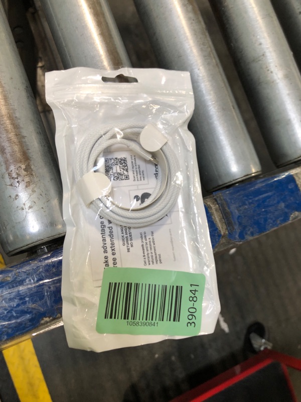 Photo 1 of ?2-Pack 6.6FT? USB C to USB C Fast Charging Cable, Braided Type-C Cord for iPhone 17/16/15/Pro/Max, iPad Pro/Air/Mini, MacBook, Galaxy S24/S23/S22, Pixel 7/6-60W PD Durable White Charger Cable