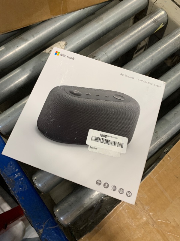 Photo 1 of ***SAME ITEM****Microsoft Audio Dock - Up to 90dB SPL - Two omni-directional microphone arrays - 70Hz ~ 20kHz for music playback - Support DP alt mode, up to Dual Display - Windows 11 Home/Pro, Windows 10, MacOS