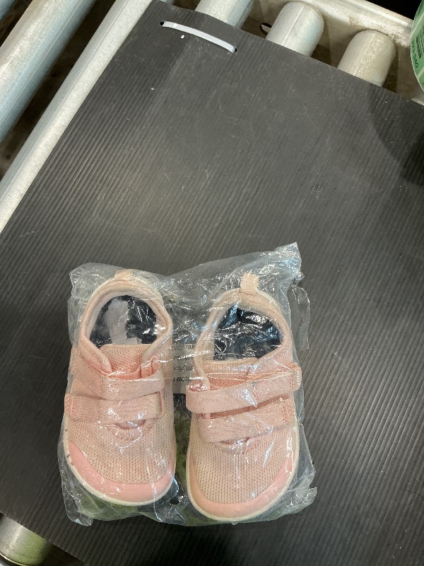 Photo 1 of ***SEE CLERKS NOTES**** WHITIN Shoes for Toddler Kids Minimalist Zero Drop Wide Barefoot for Boys Girls Size 8 Fashion Tennis Walking Running Sneakers Lightweight Light Pink 25