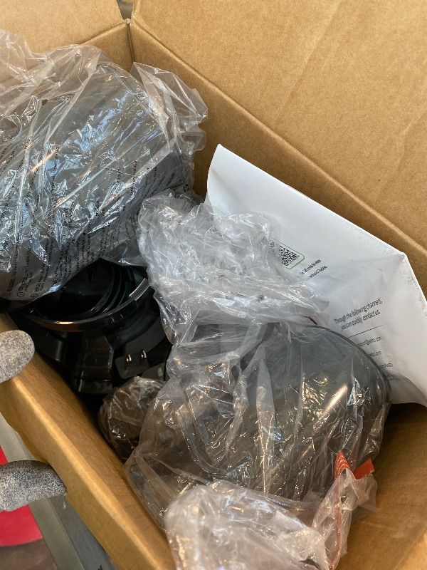 Photo 1 of *Untested*
Aeitto Juicer Machines,Cold Press Juicer with Large Feed Chute, Fits Whole Vegetables and Fruits, Professional Juice Maker, Easy to Assemble, Easy to Clean, High Juice Yield