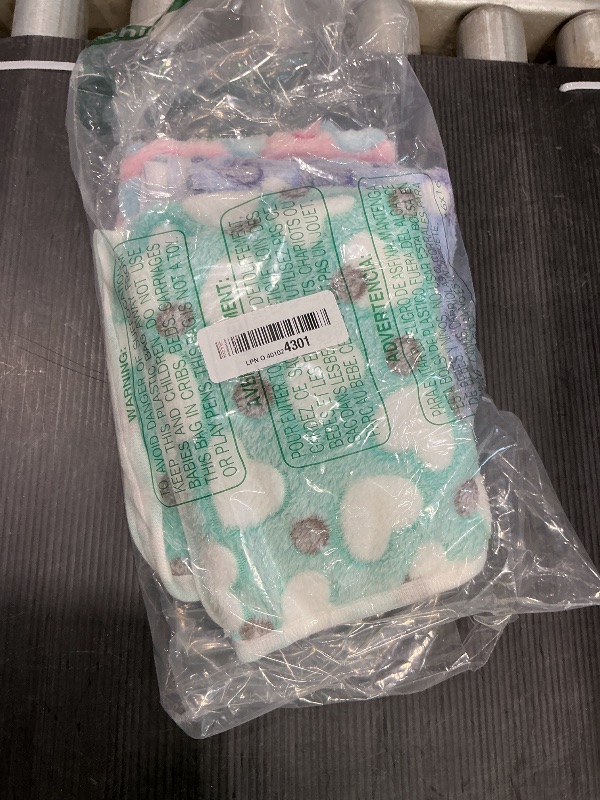 Photo 1 of 1 Pack 3 Blankets Super Soft Fluffy Premium Fleece Pet Blanket Flannel Paw Printed Throw for Dog Puppy Cat (Small 23x16'', Purple, Pink, Green)