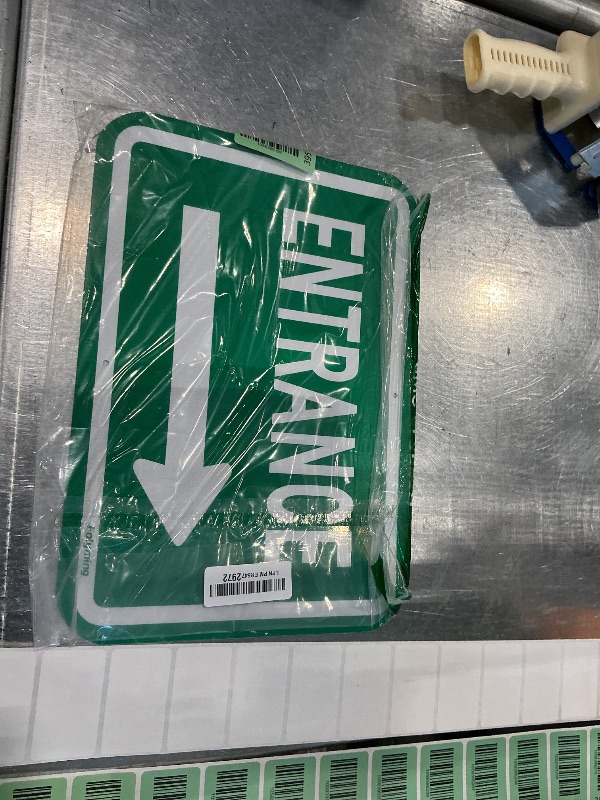 Photo 1 of 2 Pack Entrance with Left Arrow Signs 14 x 10 Inches Metal Sturdy Rust Aluminum Easy to Install Outdoor Use