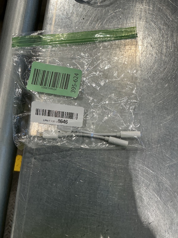 Photo 1 of [Apple MFi Certified] Apple Lightning to 3.5 mm Headphone Jack Adapter, 3 Pack iPhone to 3.5mm Aux Audio Cable Adapter Converter Cable Dongle Compatible for iPhone 14 13 12 11 Pro Max XS XR X 8 7 iPad one doesn't work