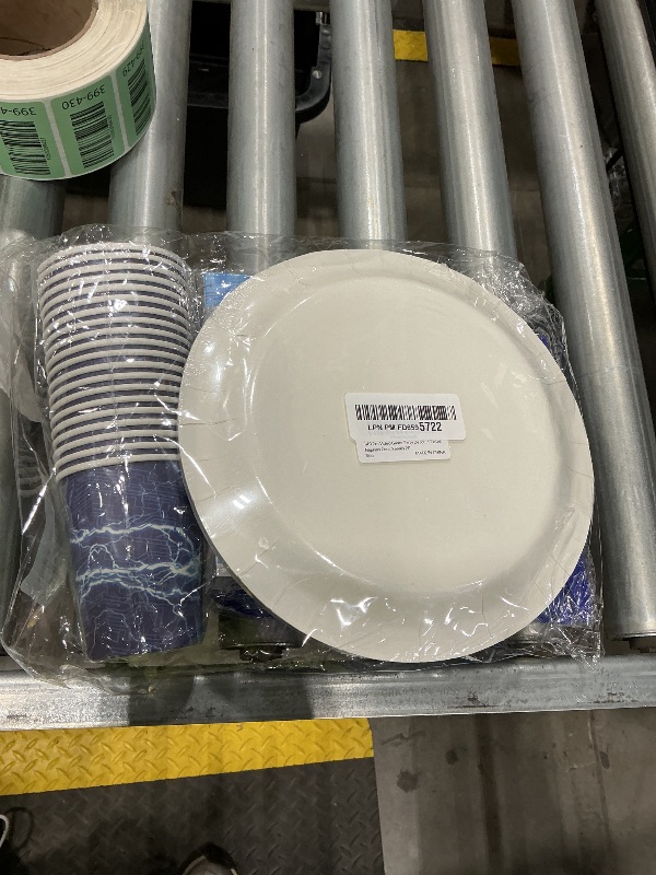 Photo 1 of 140 Pcs Video Game Birthday Decorations Gaming Birthday Party Supplies Disposable Paper Plates Napkins Cups Serve 20