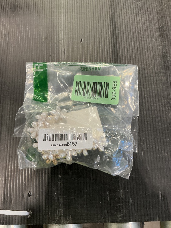 Photo 1 of 10 Pcs Small Mini Pearl Claw Clips with Flower Design, Sweet Artificial Bangs Clips Decorative Hair Accessories for Women Girls