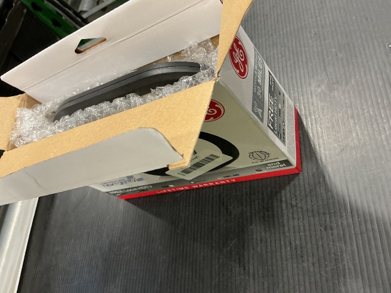 Photo 1 of *Minor Damage*
GE Modern Loop Rabbit Ears Indoor TV Antenna, 15 inch Extendable Dipoles, 4K 1080P VHF UHF, Tabletop Antenna, Digital HDTV Antenna, Smart TV Compatible, 4ft Coaxial Cable, Black, 33675