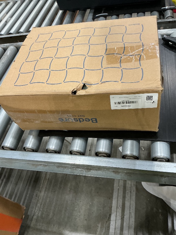 Photo 1 of Bedsure King Size Comforter Set, Reversible Green Soft Prewashed Bedding for All Seasons, 3 Pieces Warm Down Alternative Bed Set, 1 Lightweight Comforter (104"x90") and 2 Pillowcases (20"x36")