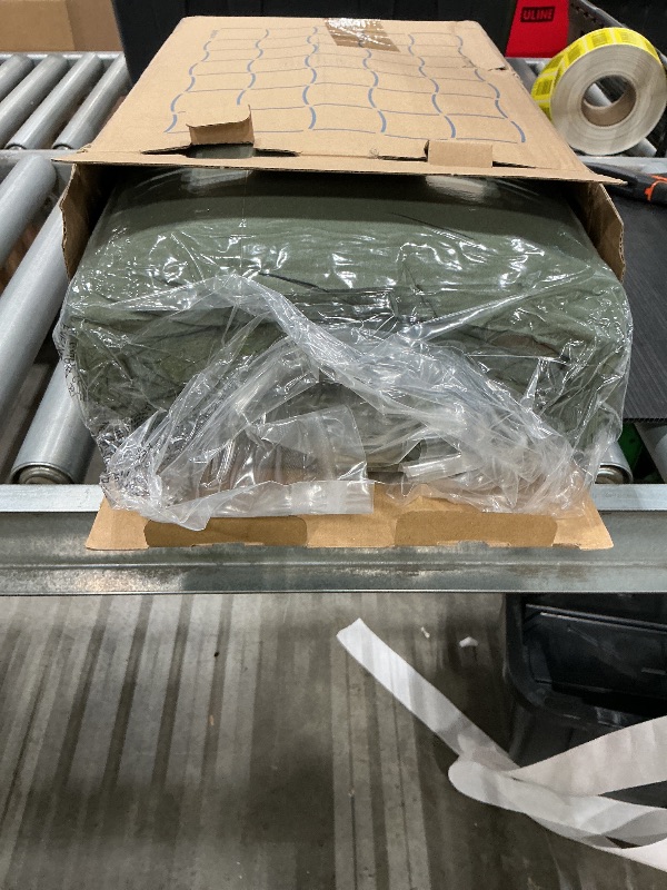 Photo 1 of Bedsure King Size Comforter Set, Reversible Green Soft Prewashed Bedding for All Seasons, 3 Pieces Warm Down Alternative Bed Set, 1 Lightweight Comforter (104"x90") and 2 Pillowcases (20"x36")