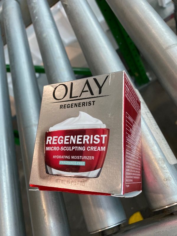 Photo 1 of *USED* Olay Face Moisturizer, Regenerist Micro-Sculpting Cream for Women, Fragrance-Free - Hydrating, Anti-Aging, Anti-Wrinkle, Firming Skin Care - Hyaluronic Acid, Niacinamide, Amino Peptides, 1.7 Oz