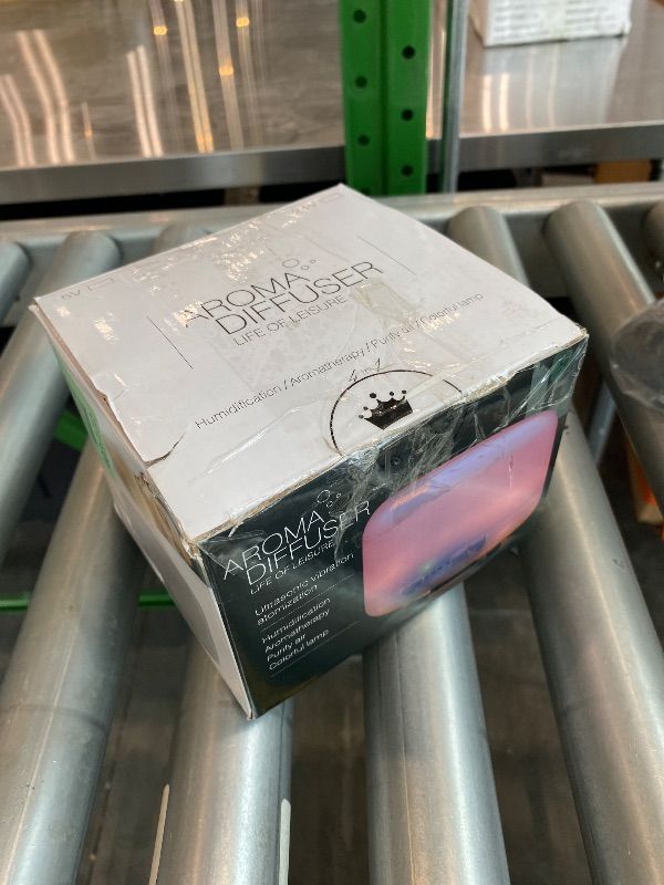 Photo 1 of *Minor Damaged*
SACATR 500ml Essential Oil Diffuser with 15 Essential Oils, Ultrasonic Cool Mist Humidifier, Remote Control, 4 Timers, 15 Color Lights, Auto Shut-Off