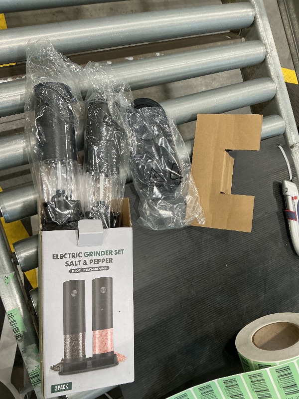 Photo 1 of *** ONLY ONE WORKING *** Electric Salt and Pepper Grinder Set Automatic Battery Pepper Mill Shakers Adjustable Coarseness Upgraded Larger Capacity with Led Home and Kitchen Appliances for New House Warming Gifts