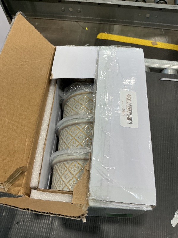 Photo 1 of 16 oz Ramekins with Lids Oven Safe, Ceramic Ramekins for Creme Brulee, Embossed Pudding Custard Ramekin for Baking Souffle, Porcelain Baking Bowls Set of 4, Gray