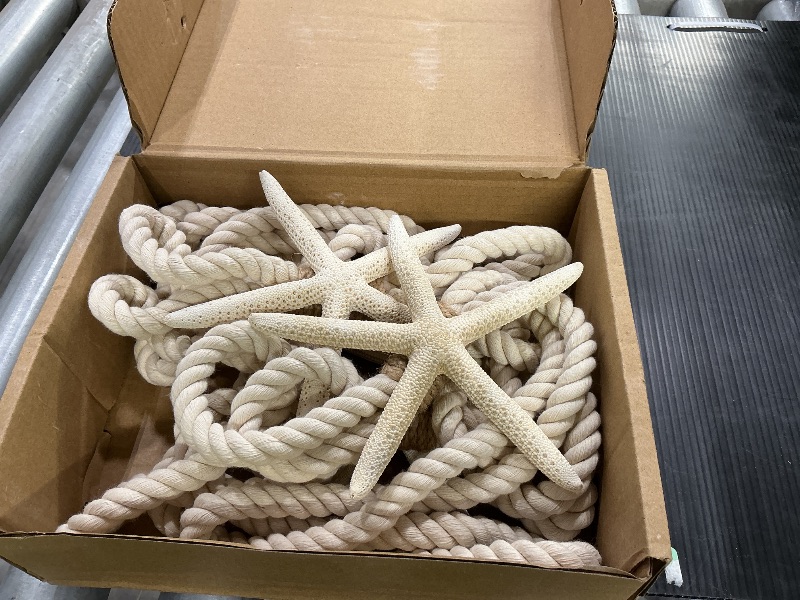 Photo 1 of 4 Pcs Natural Starfish Curtain Tiebacks, Handmade Woven Rope Curtain-Ties Scandinavian Minimalist Style Curtain Spreader for Outdoor, Hotel, Bedroom Decoration (White Finger Starfish)