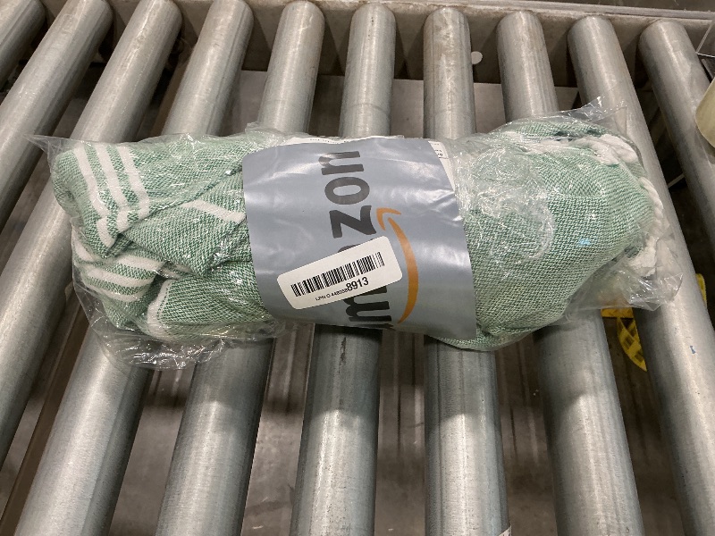 Photo 1 of 1pcs Large Turkish Cotton Poncho Towel Surf Poncho Changing Robe with Hood and Front Pocket Absorbent Wearable Towel Hooded Beach Towel for Adult Man Women Beach Pool and swim (Green, Large)