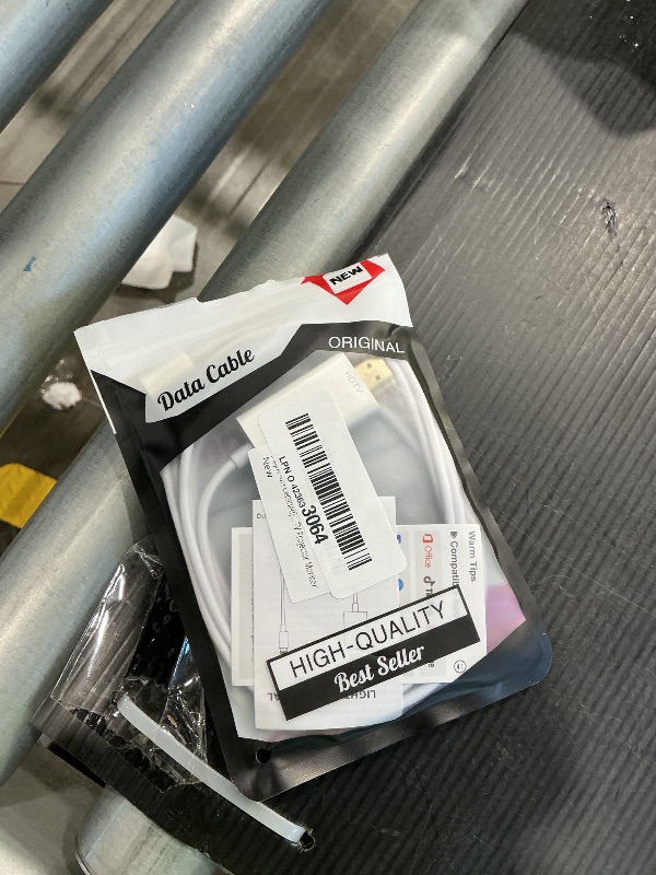 Photo 1 of [Apple MFi Certified] Apple Lightning to HDMI Cable Adapter for iPhone to TV, 1080P Digital AV Adapter Sync Screen Connector Compatible for iPhone 14 13 12 11 Pro Max XS XR X 8 to TV Projector Monitor