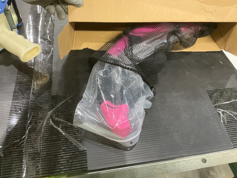 Photo 1 of ***SEE NOTES*** Snorkeling Gear for Adults, Dry-Top Snorkel Set Scuba Diving mask, Snorkel Mask, Panoramic Anti-Leak Anti-Fog Tempered Glass Lens, Swimming Training Snorkeling Packages