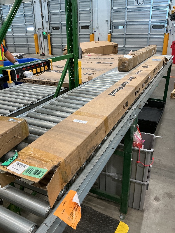 Photo 1 of *USED*
Art3d Fluted Wood Panel for Wall and Ceiling, Beaded Accent Molding for Home Decoration, Pack of 4pcs + 1pc End-Trim, Size 108 x 5.7in.- Beaded Oak