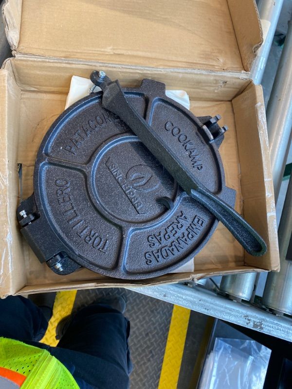 Photo 1 of ***SELLING FOR PARTS*** Cast Iron 10 Inch Tortilla Press,Tortilla Maker,Heavy Duty Tortillera Pataconera,Flour Tortilla Press(SA105) (10 INCH)