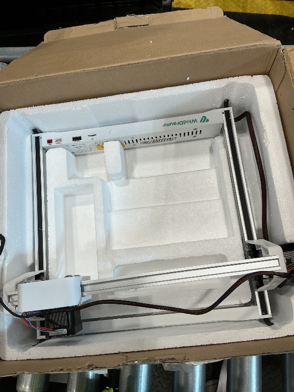 Photo 1 of **engraving tool** WindDraumr Laser Engraver P1 Pro 5W High Accuracy DIY Laser Engraving Machine with Offline Usage, 200x150mm, 0.08mm Laser Spot, CNC Laser Cutter and Engraver for Wood Painted Metal Acrylic Leather