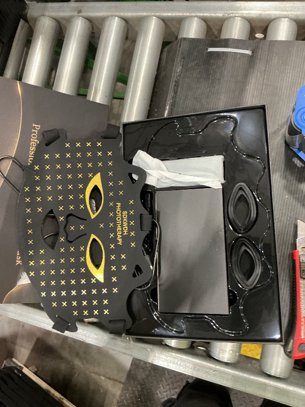 Photo 1 of *Missing Parts*
SDKWDH Red Light Therapy for Face, Led Face Mask Light Therapy, 7 Colors LED Face Mask Light Therapy At Home, Black