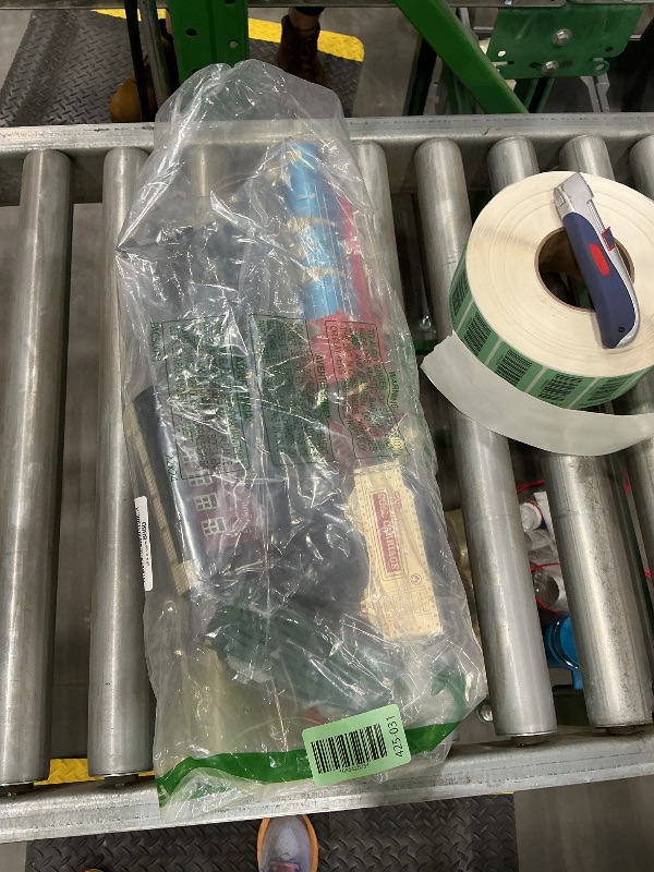 Photo 1 of *Missing Parts - Check clerk notes*
JUQU Remote Control Electric Train Set for Kids Ages 3-8 – Steam Locomotive Toy Train with Lights, Sounds, Smoke & Tracks, Christmas Tree Train Set with Cargo Cars for Around or Under Tree