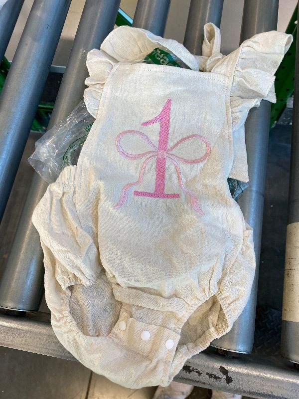 Photo 1 of *Missing Parts - Check clerk notes*
Baby Girl Overalls Romper Casual Bow Print Jumpsuit Headband Set Clothes (White-Bow, 6-9 Months)
