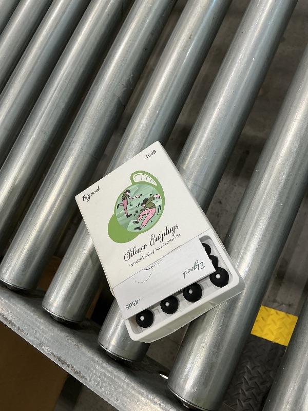 Photo 1 of ***MISSING THE EAR PLUGS***
Ear Plugs for Sleeping 45dB Noise Cancelling Ear Plug for Concerts Noise Reduction Reusable Ear Plugs with 8 Eartips Silicone Earplugs for Snoring, Work,Study Fit Black