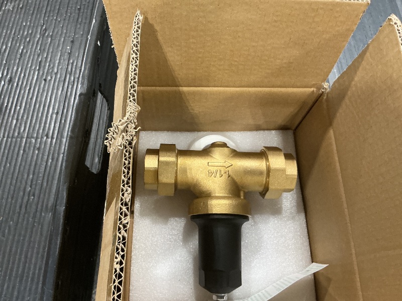 Photo 1 of 1-1/4 Inch 114-NR3XL Pressure Reducing Valve with Stainless Steel Screen,2 gaskets,Dual Union NPT Connections,Brass Water Pressure Regulator Compatible with Zurn for House/Commercial Water Supply