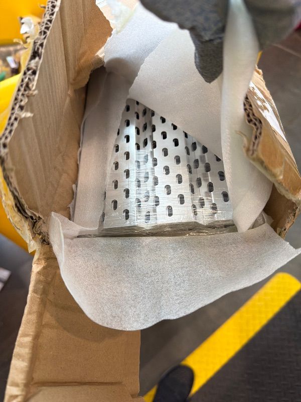 Photo 1 of *MISSING PARTS*
Gutter Guards 5 Inch, Aluminum Gutter Cover System, Easy DIY Leaf Guard for Gutters fits Any Roof Gutter Type (80 feet-20pcs)