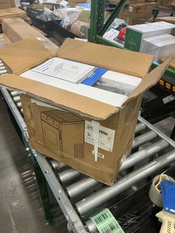 Photo 1 of ** SOLD AS IS, NO REFUND/RETURN** SEE COMMENTS!
Oylus Nugget Ice Maker Countertop, Smart Pebble Ice maker with LCD Panel, 4min Making, 26lbs/24H Crushed Chewable Ice, Pellet ice maker with Timer Status Alert, Self-Cleaning, Chewy Ice for Home Party