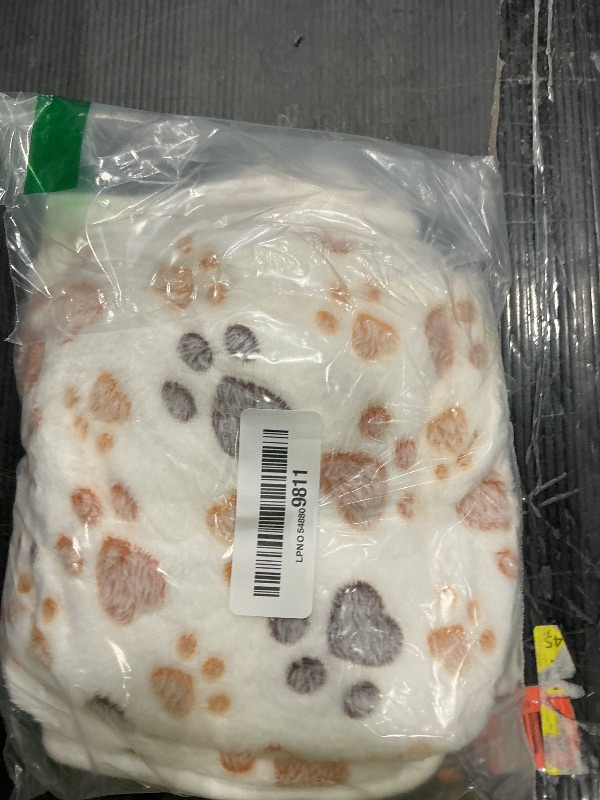 Photo 1 of 1 Pack 3 Small Puppy Blankets Super Soft Warm Sleep Mat Fluffy Premium Fleece Pet Blanket Flannel Throw for Dog Puppy Cat - White Paw Print Small(23"x15")
