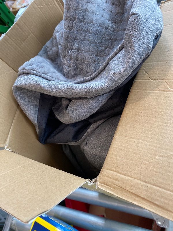 View 3 of *MISSING PARTS - see clerk notes*
EHEYCIGA XL Dog Bed Memory Foam for Crate, Extra Large Dog Bed Orthopedic with Washable Removable Cover, Waterproof Pet Sofa Couch XLarge Size Dogs, 41x27x6.5, Grey