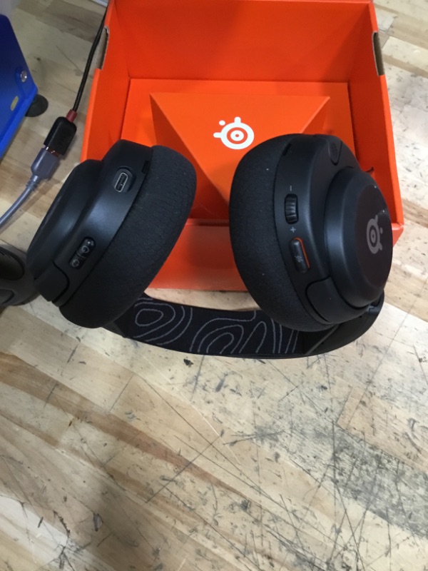 Photo 6 of SEE PHOTOS****SteelSeries Arctis Nova 5 Wireless Multi-System Gaming Headset — Neodymium Magnetic Drivers — 100+ Audio Presets — 60 HR Battery — 2.4GHz or BT — ClearCast Gen2.X Mic — PC, PS5, PS4, Switch, Mobile