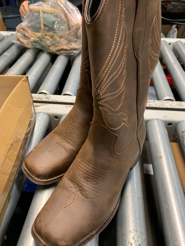 Photo 1 of (used)(see all images) J's.o.l.e Cowboy Boots for Women Square Toe Cowgirl Boots Ladies Fashion Western Boots Brown Size 8