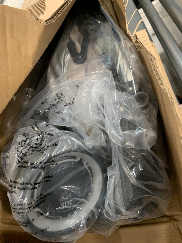 Photo 1 of ***********USED-DIRTY---ALSO NOT THE EXACT MODEL IN STOCK PHOTO*************
UPPAbaby G-Luxe Umbrella Stroller/Lightweight Design for Easy Travel/One-Step Fold + Recline/XL Basket + Canopy/Cup Holder Included/Greyson (Charcoal Mélange/Carbon Frame)