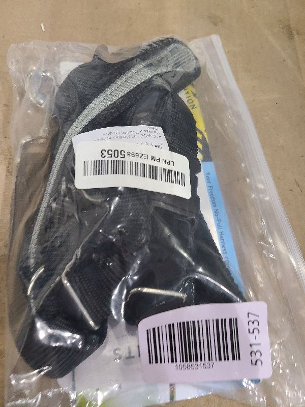 Photo 1 of 2 Hounds Design Freedom No Pull Dog Harness, Adjustable Harness and Leash Set, Easy Walking & Comfortable Control, Fits Small, Medium & Large Dogs, Solid Colors, Made in USA, 1" MD, Black